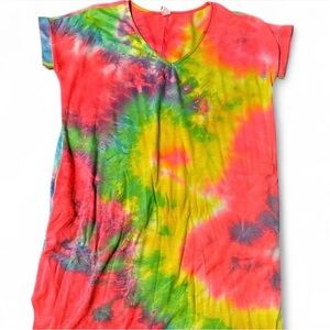 Vibrant Tie-Dye Maxi Dress with Pockets